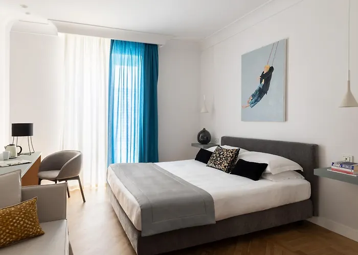 Principe Di Villafranca Hotel